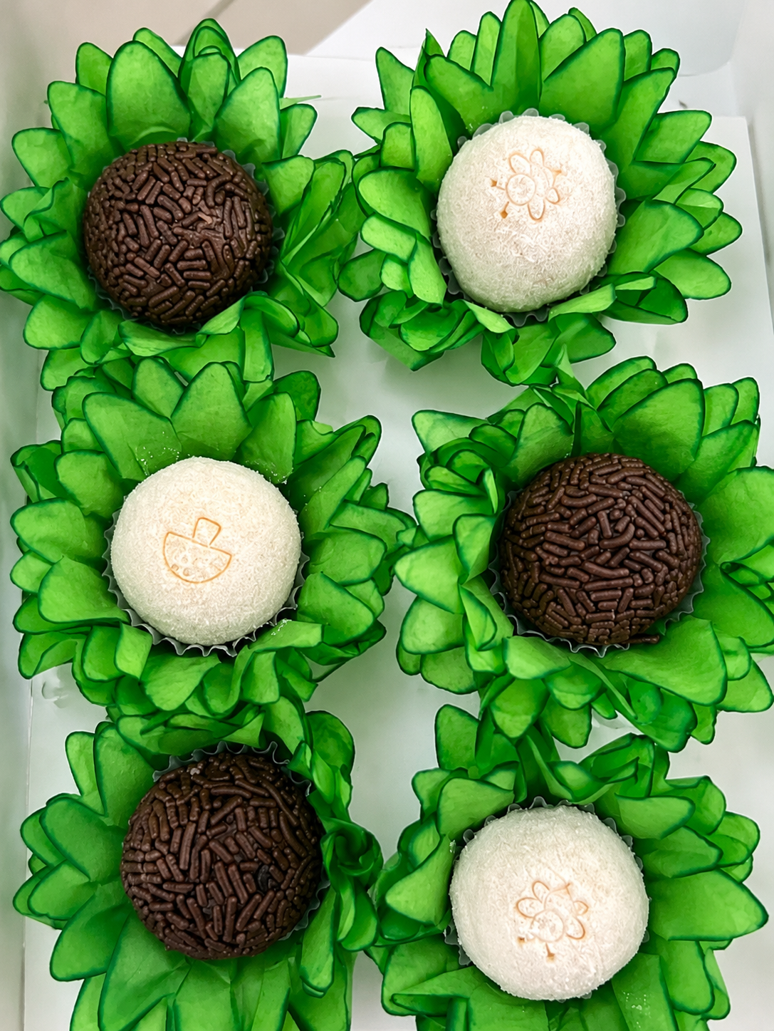 Brigadeiros artesanais da Rô